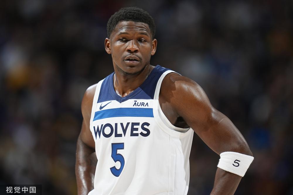 我们在场上 我们在场上